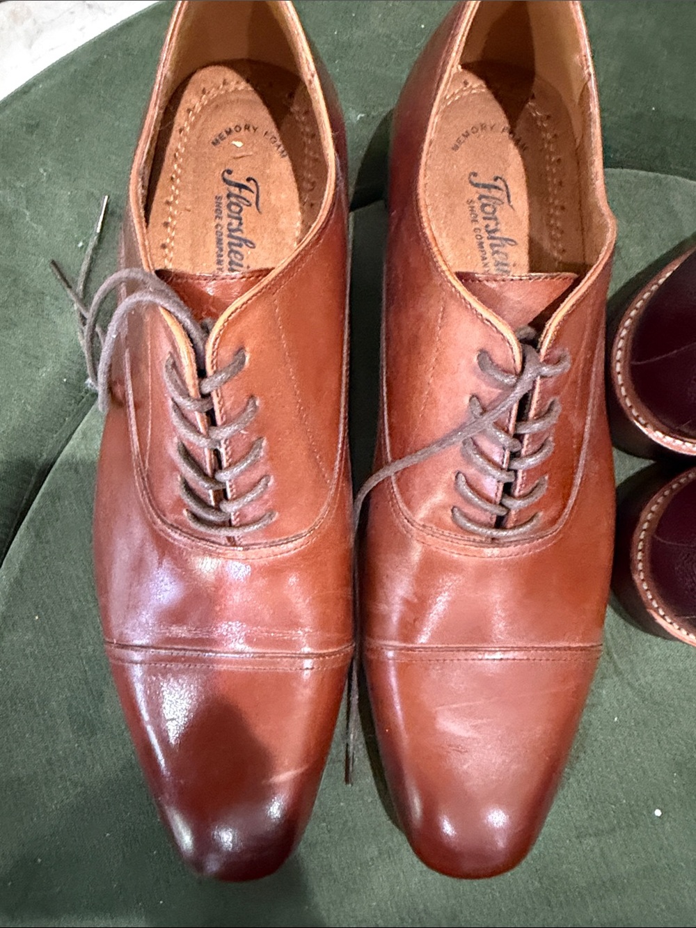 Florsheim Chestnut Brown Leather Cap-Toe Oxford Lace-Up